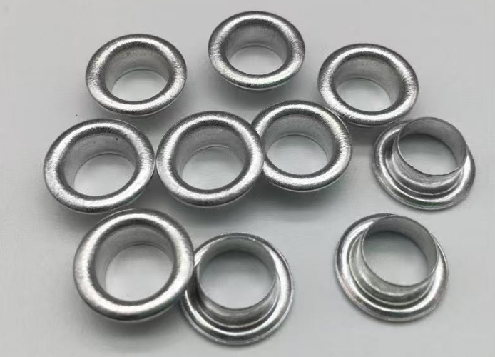 Bahan kelopak mata yang berbeza