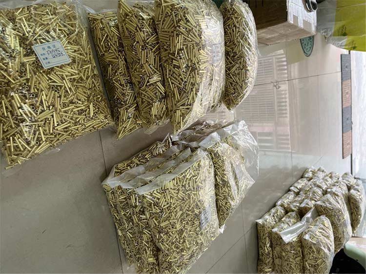 Satu lagi penghantaran besar rivet tiub tembaga ke Malaysia!