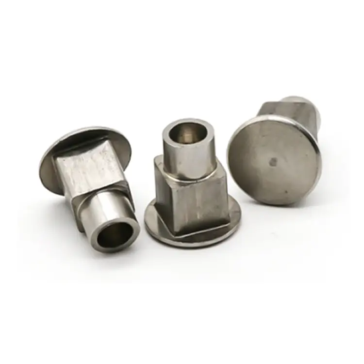 Rivet adat